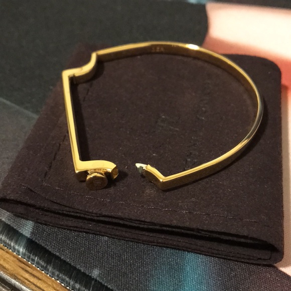 Monica Vinader Signature Thin Bangle - Picture 4 of 5